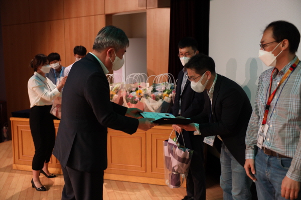 승진자 교육 사진_포토뉴스2.jpg