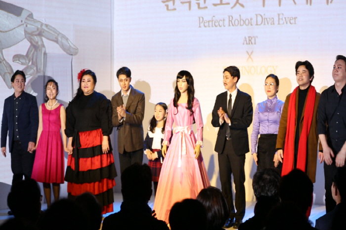 크기변환_완벽한 로봇 디바 에버 (4).jpg