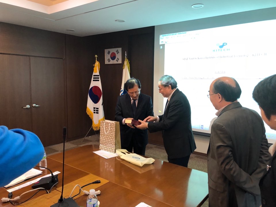 중국연구단방문 (4).jpg