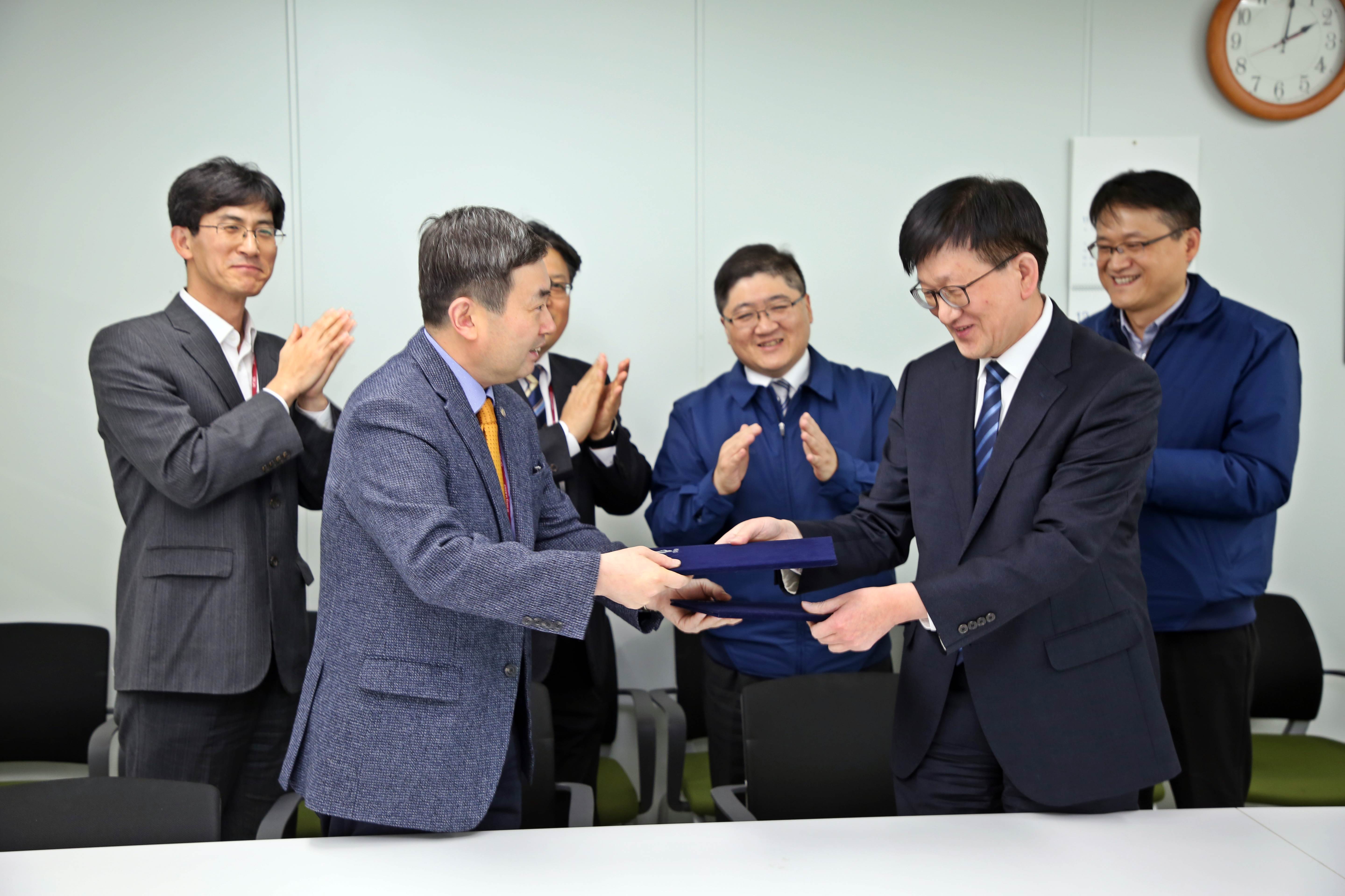 현대모비스 MOU 2).JPG