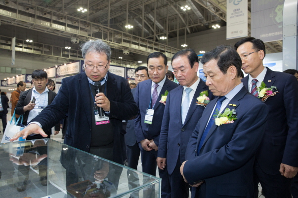 20180425 국제뿌리기술전시회 (3).jpg