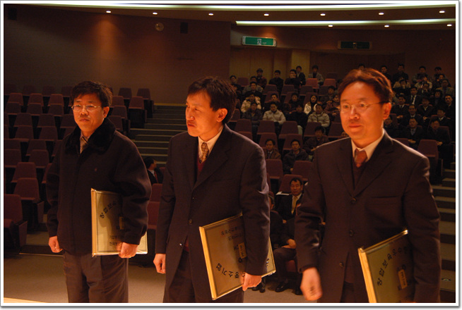 [04.12.31]2004⵵ 