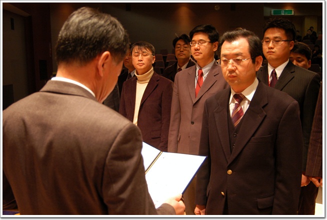 [04.12.31]2004⵵ 